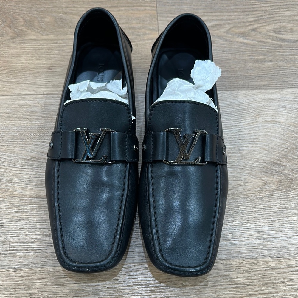 Louis Vuitton Black Leather Loafers with Sleek Design